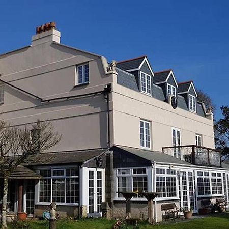 Great Trethew Manor Hotel & Self Catering Lodges リスカード エクステリア 写真