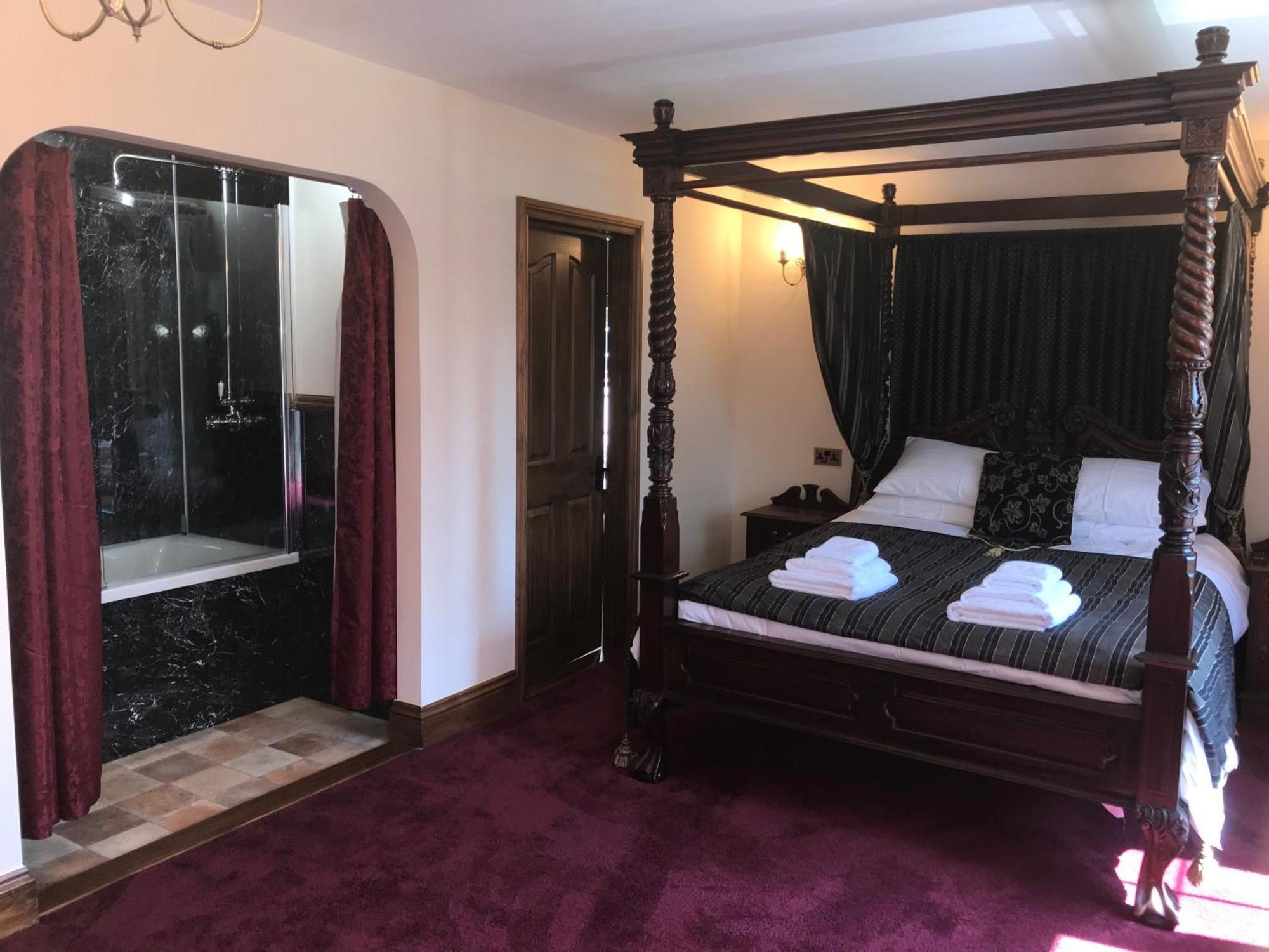 Great Trethew Manor Hotel & Self Catering Lodges リスカード 部屋 写真