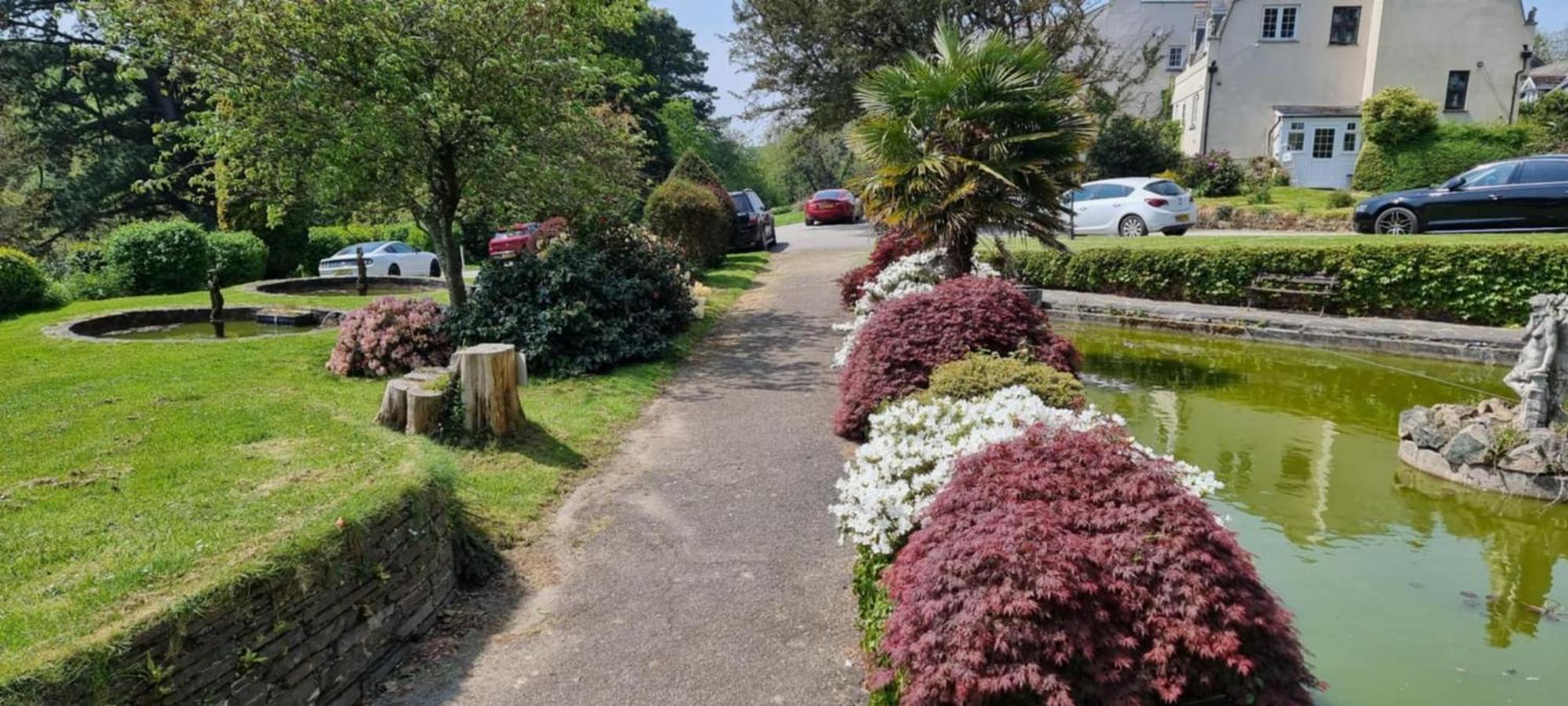 Great Trethew Manor Hotel & Self Catering Lodges リスカード エクステリア 写真