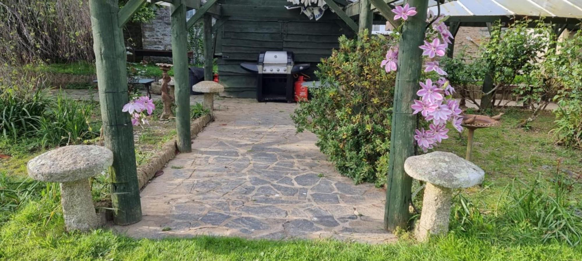 Great Trethew Manor Hotel & Self Catering Lodges リスカード エクステリア 写真